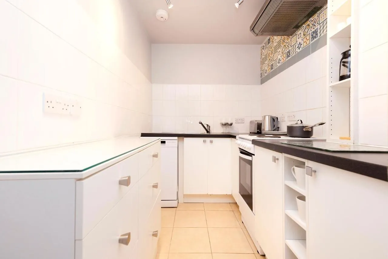 Joivy Modern Flats In New Town Appartement Edinburgh 0*,  Verenigd Koninkrijk