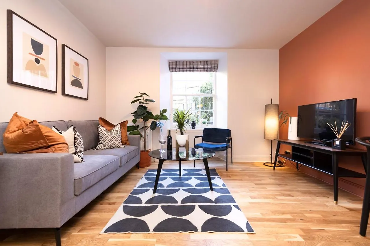 Appartamento Joivy Modern Flats In New Town Edimburgo