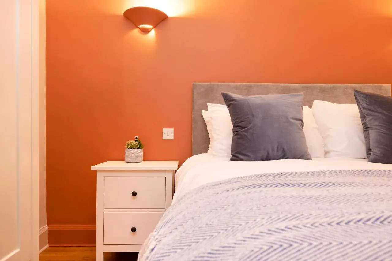 Appartamento Joivy Modern Flats In New Town Edimburgo